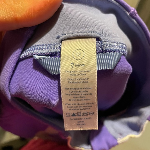 Size 12 Ivivva fast and free type sweater - Picture 2 of 2